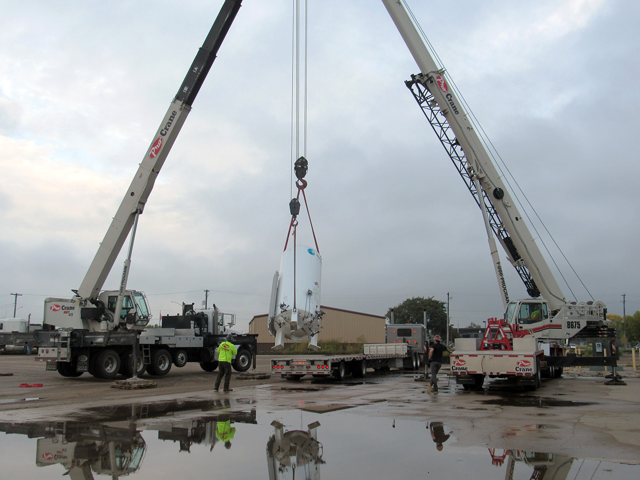 Pro Crane Removes Gas Tanks for Matheson Gas